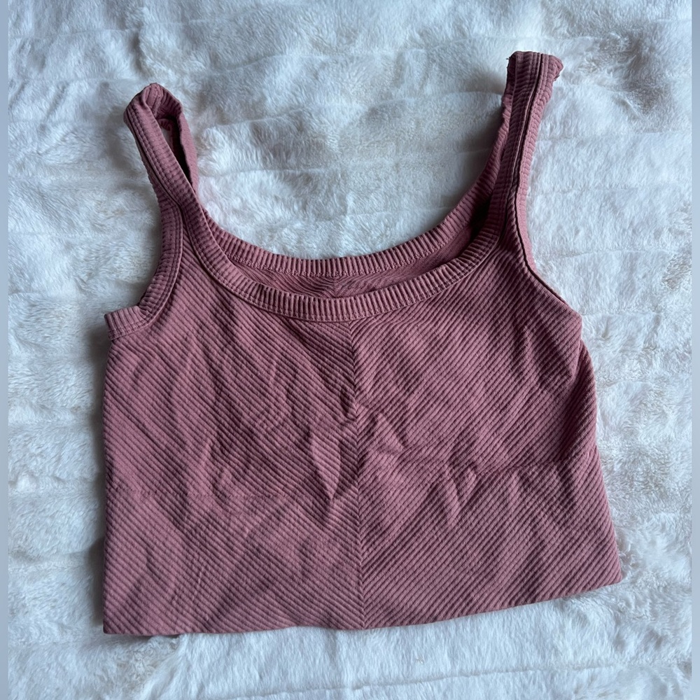 seamless nikki bikki style top
